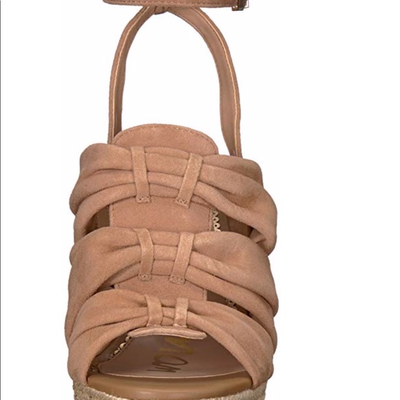 Sam Edelman’s Awan sandal in camel suede - Picture 5 of 8
